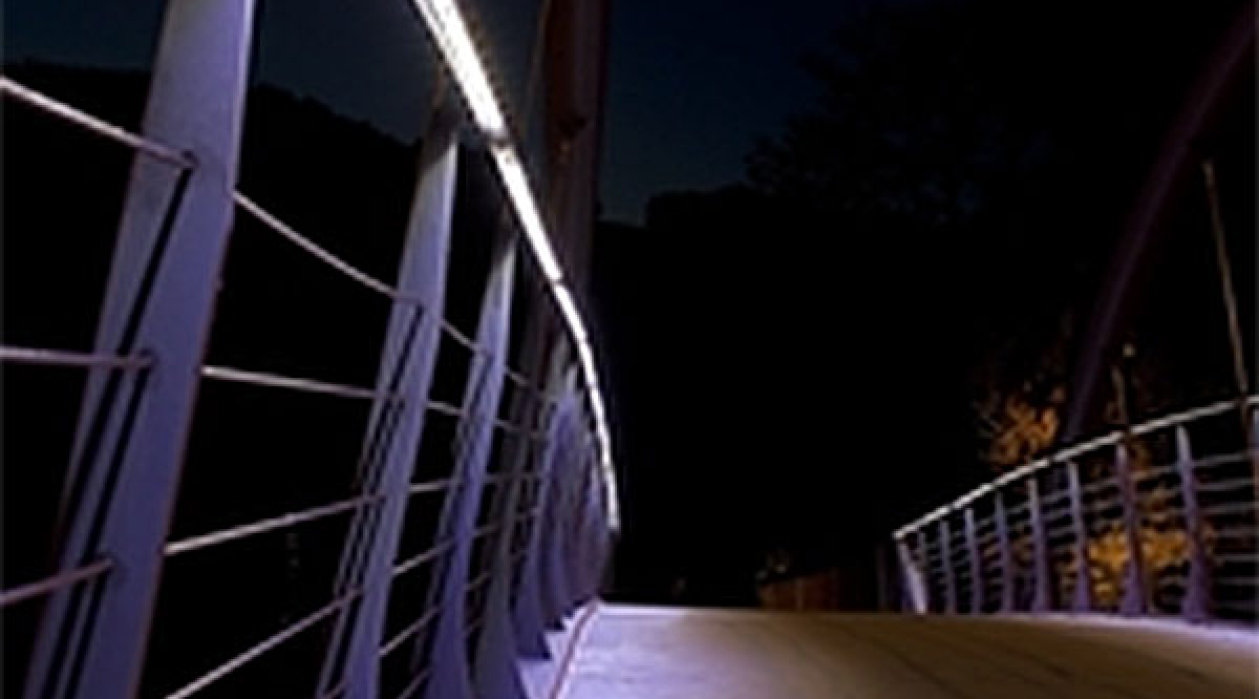 Pedestrian bridge Pfungen/Switzerland – Handrail system with LED