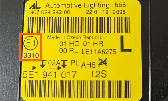 Priekšējo lukturu apstiprinājuma numurs uz luktura