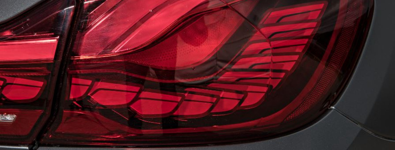  Luces traseras OLED en BMW M4 GTS |  OSRAM Automoción